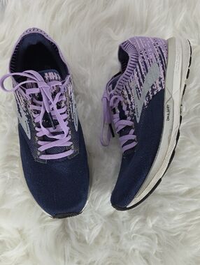 Brooks Ricochet DNA Amp Purple & Navy Blue Running Sneakers